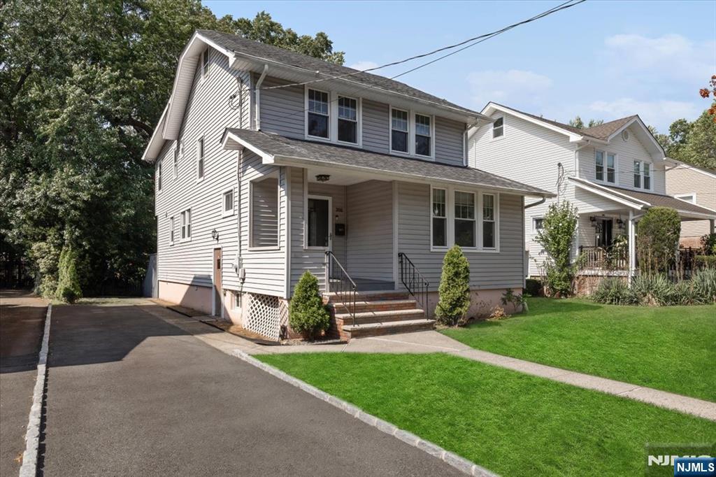 300 Van Nostrand Avenue