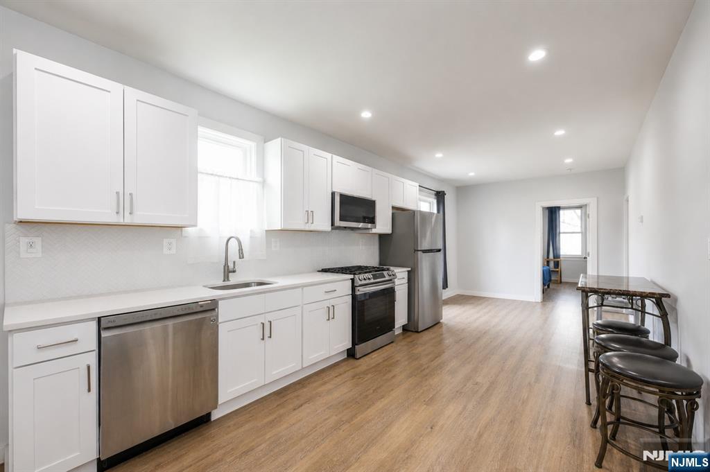 484 Prospect Street