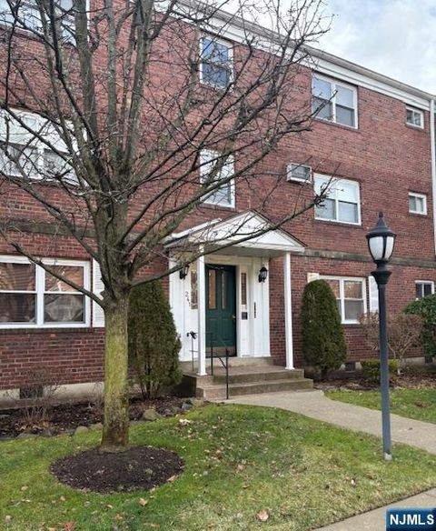 Photo of 241 Johnson Avenue #N2, Hackensack, NJ 07601 (MLS # 25043480)