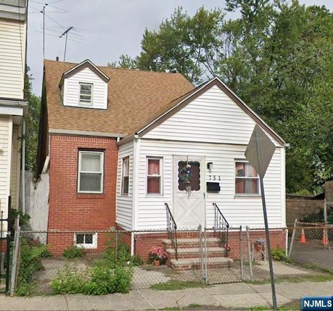 751 20th Street Newark NJ 07103