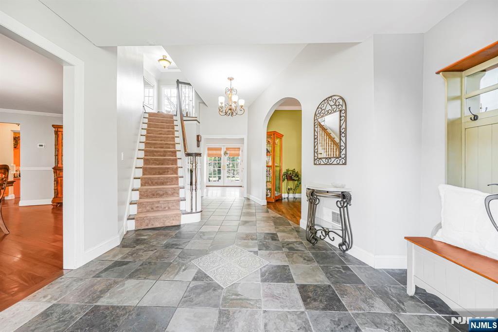 14 Weinmanns Boulevard