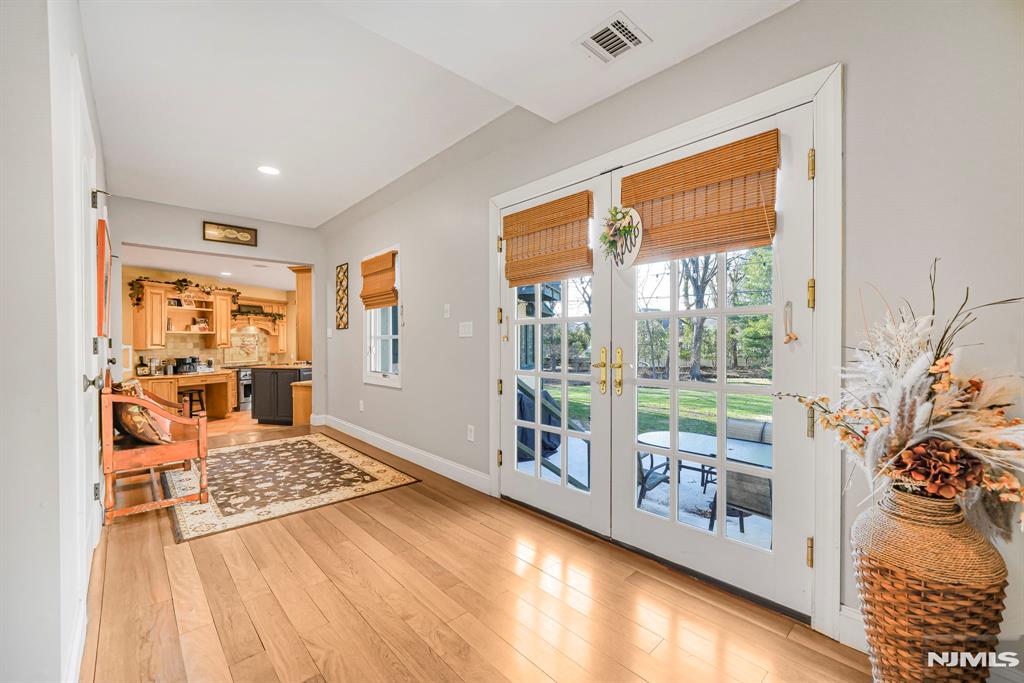 14 Weinmanns Boulevard