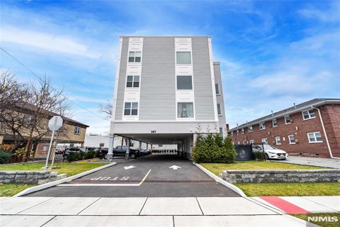 Photo of 387 Park #302, Hackensack, NJ 07601 (MLS # 26020221)