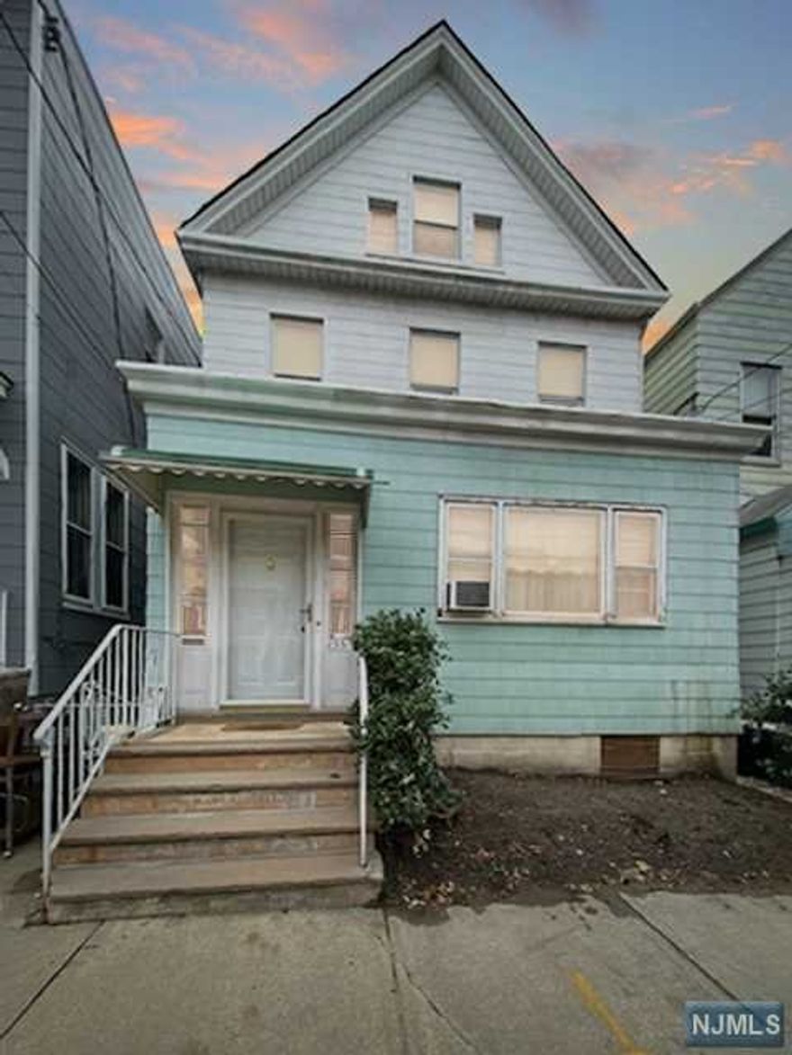 Legal 2 Family - Original woodwork, high ceilings, newly updated 1st Flr Kitchen w/Granite, 1st Flr Unit has 4 Total Rooms Plus Enclosed Porch (Eat in Kitchen, Living Room, 2 Bedrooms) 2nd Floor Apt includes attic: Kitchen, Living Rm, Dining Rm, 2 Bedrooms, Plus 2 More Bedrooms in the Attic w/ Full Bath and Kitchenette area. Property will be delivered VACANT. Some bedrooms may or may not have closets. Home is original owner almost 100 years; Units are not separated inside only 1 front door, used as a single family entire time of ownership. Oil Heat, Oil Tank in Basement (Outside Tank was removed w/ Permits Sept 2021). No Driveway, No Tenants, property will be delivered vacant. Basement Unfinished 2,885 Total Sq Ft