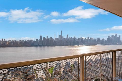 6600 Boulevard East Unit 16B, West New York, NJ 07093 - MLS#: 24038482