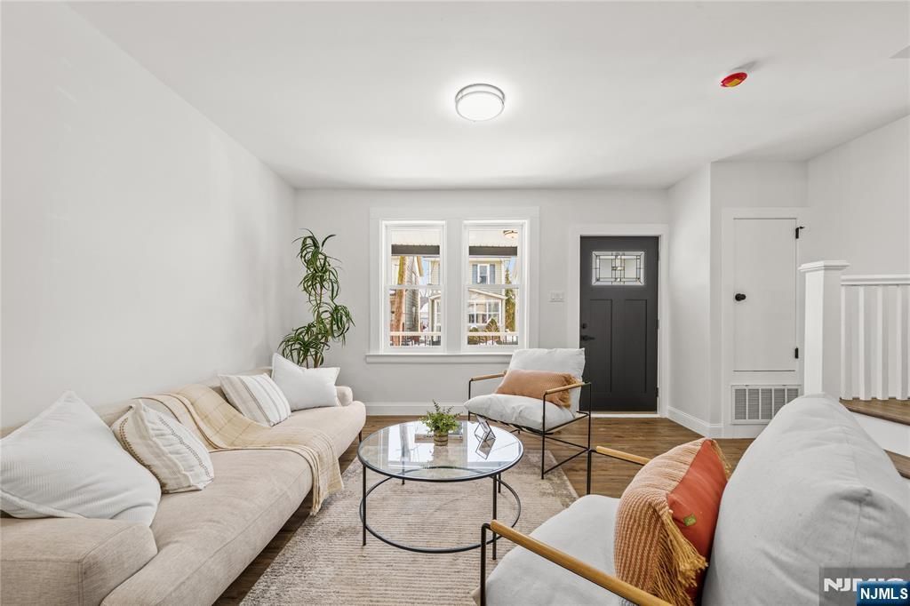 Photo of 18 Hilton Avenue, Maplewood, NJ 07040 (MLS # 26007192)