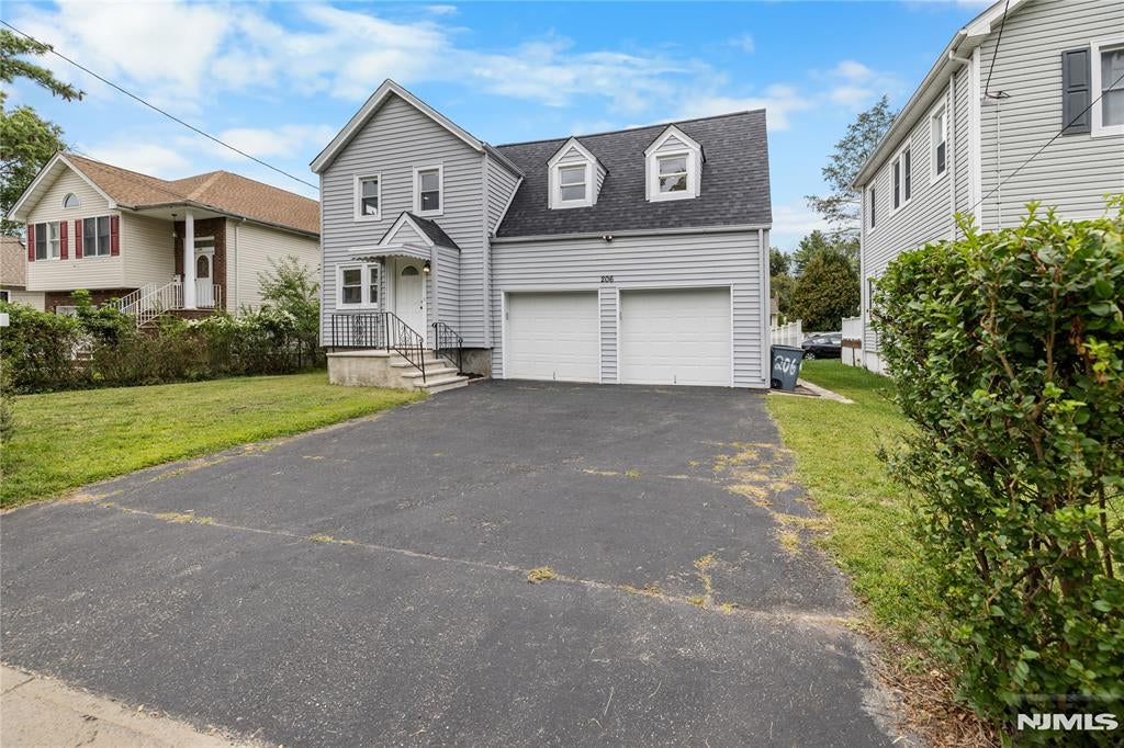 206 Linden Avenue