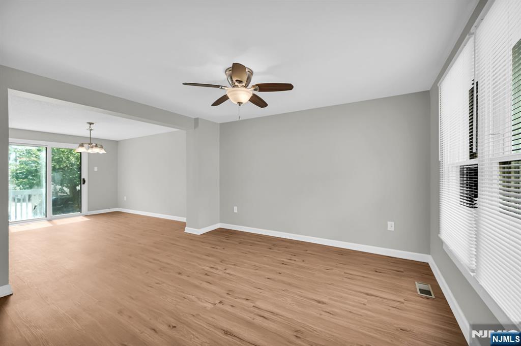 71 Ridge Street 13