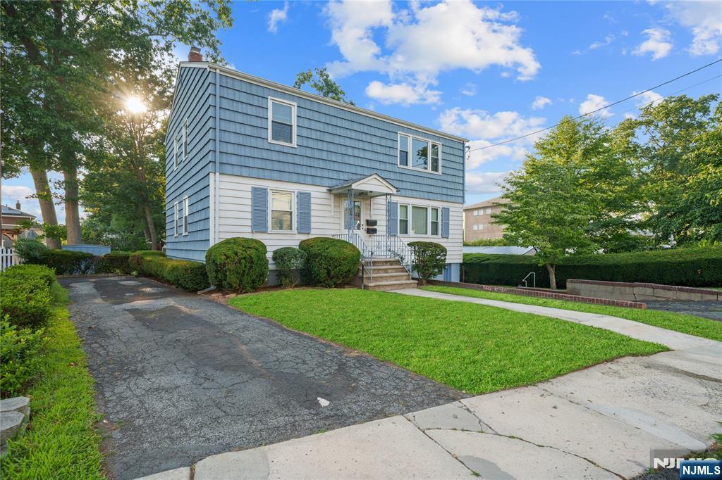 7 Freeman Place
