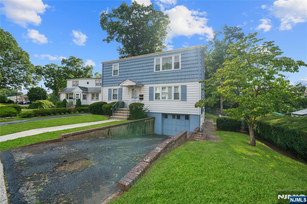 7 Freeman Place
