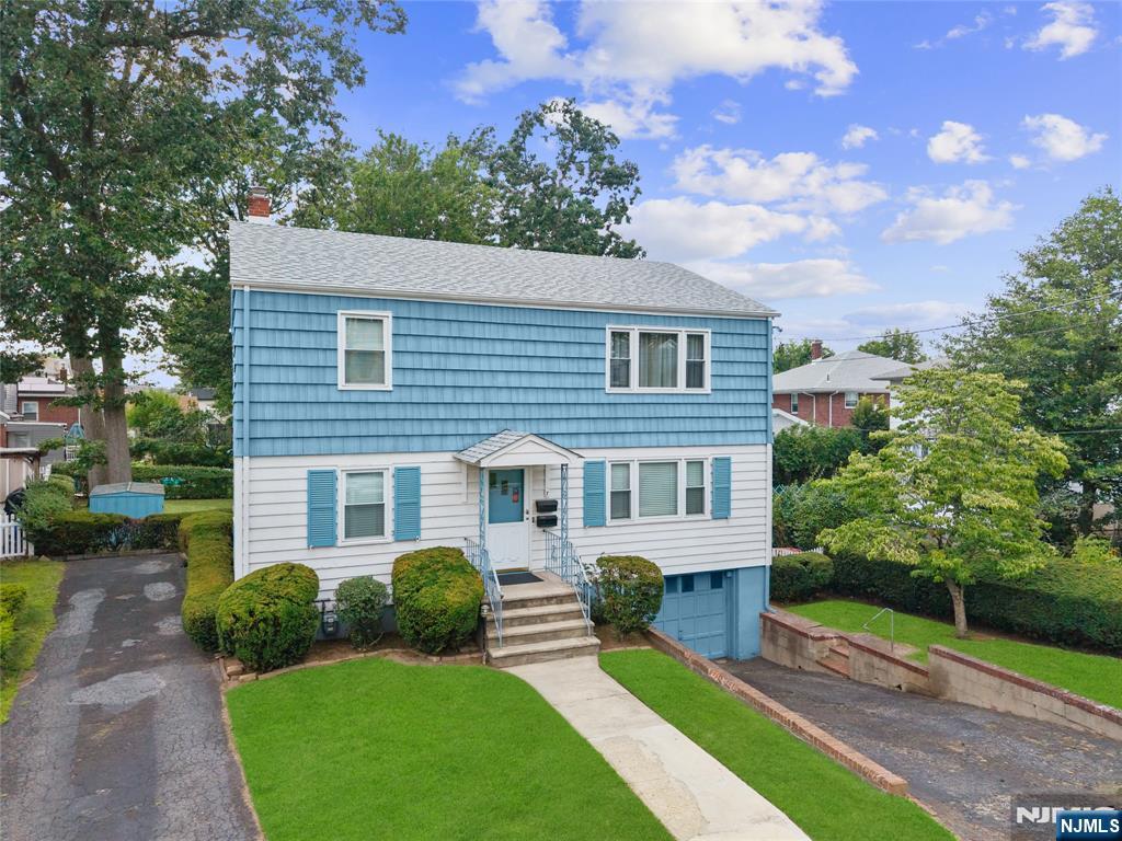 7 Freeman Place