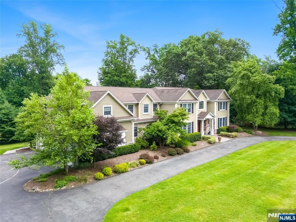 68 Eagle Rim Road