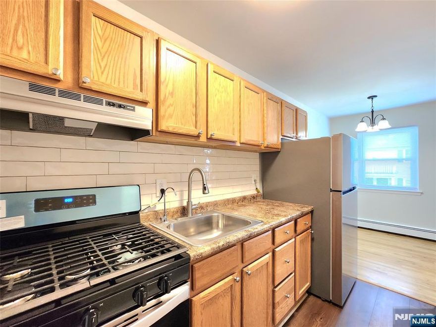 Renovated second floor one bedroom and one bath apartment with OUTDOOR PARKING FOR up to TWO CARS. Superintendent is on-site along with the laundry rooms. *** RENT INCLUDES : HEAT, HOT WATER AND COOKING GAS***. NEW AC, NEW REFRIGERATOR and NEW GAS RANGE***. Milford Arms is a quiet and very well maintained complex. Convenient to all major highways and shopping. Garages are available depending on the wait list. Available November 15th. No pets and no smoking.