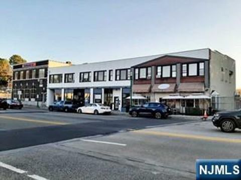 356-368 Cedar Lane 6 Teaneck NJ 07666