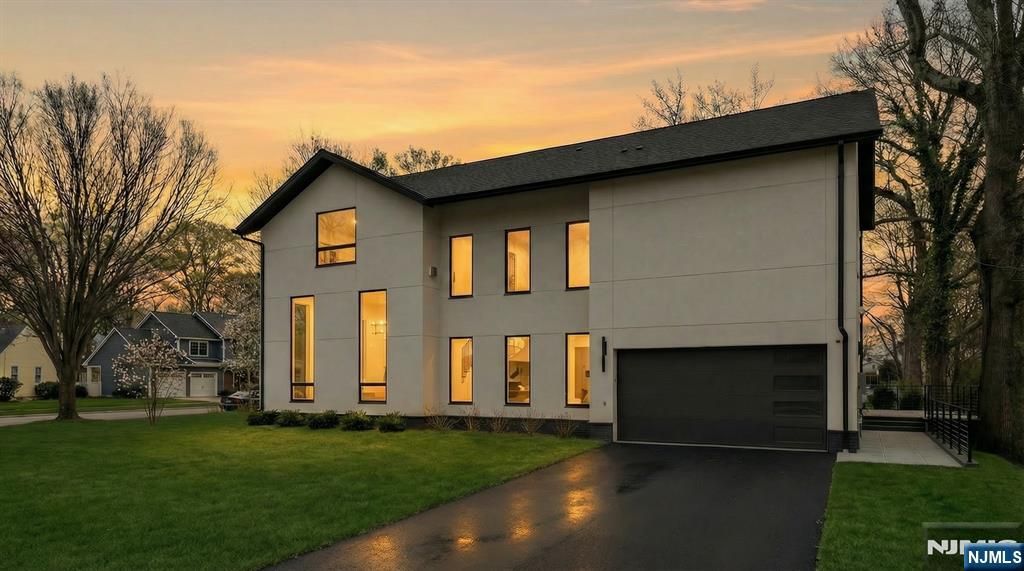 Photo of 648 Falmouth Avenue, Paramus, NJ 07652 (MLS # 26001325)