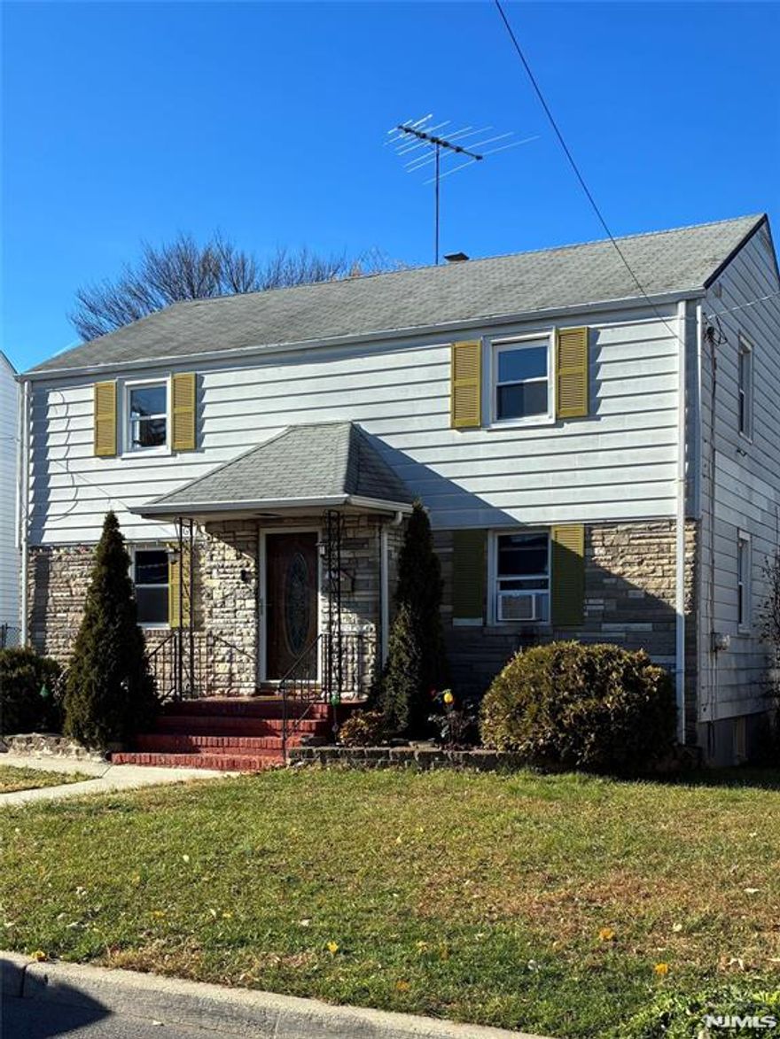 Live in this beautiful 2nd floor 2 bedroom unit which offers eat in kitchen, spacious living room and carpeted bedrooms. Walk to transportation, Schools and house of worship. Come be a part of this lovely community.