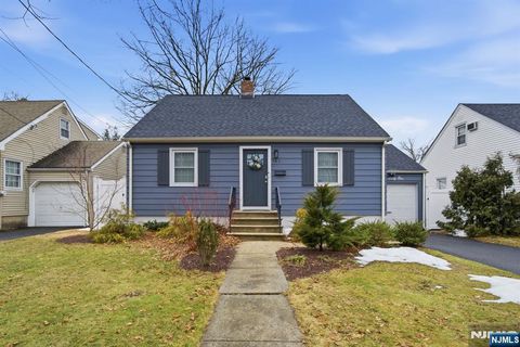 Photo of 761 Palmer Avenue, Maywood, NJ 07607 (MLS # 26007912)