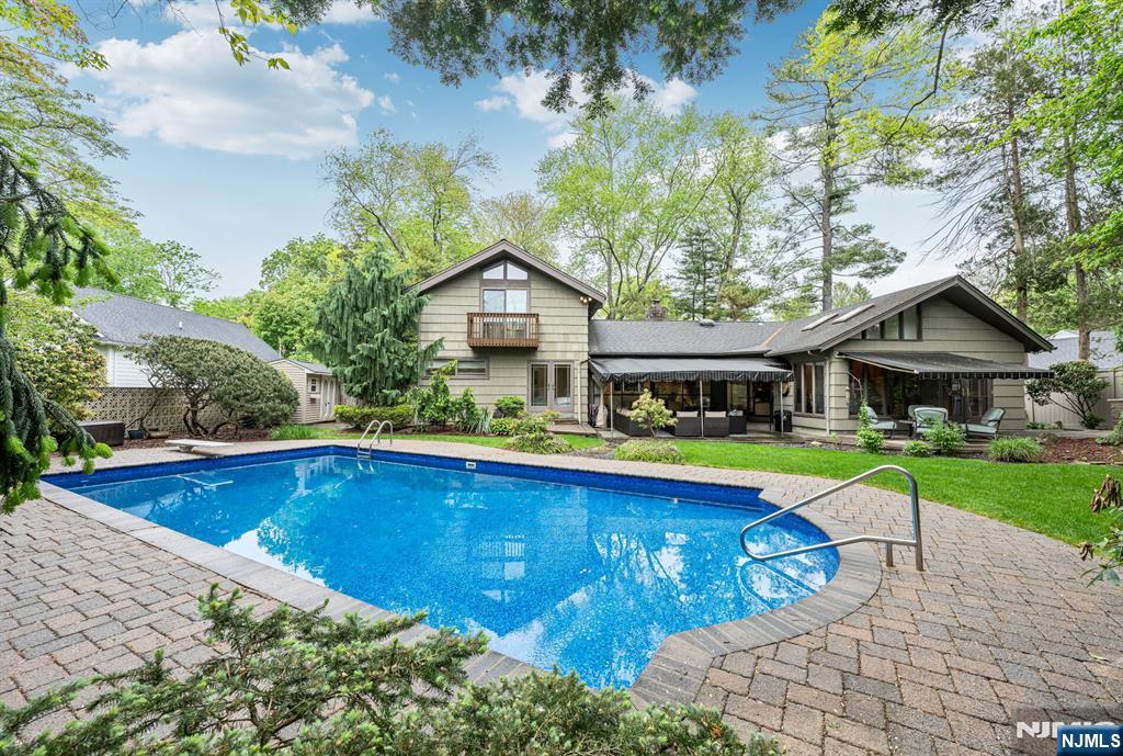 31 Sherwood Drive
