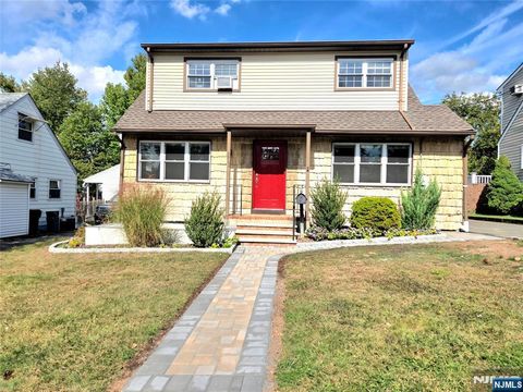 211 New Jersey Avenue Bergenfield NJ 07621