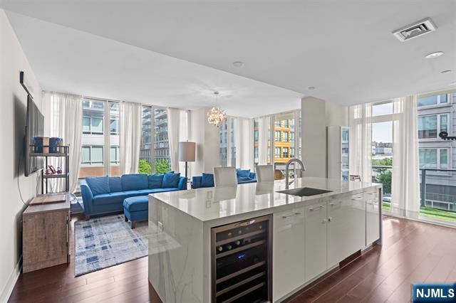 1200 Avenue At Port Imperial 301, Weehawken, New Jersey - 3 Bedrooms  
3 Bathrooms - 