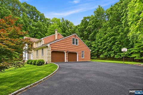 Photo of 160 Long Hill RD, Oakland, NJ 07436 (MLS # 26022633)