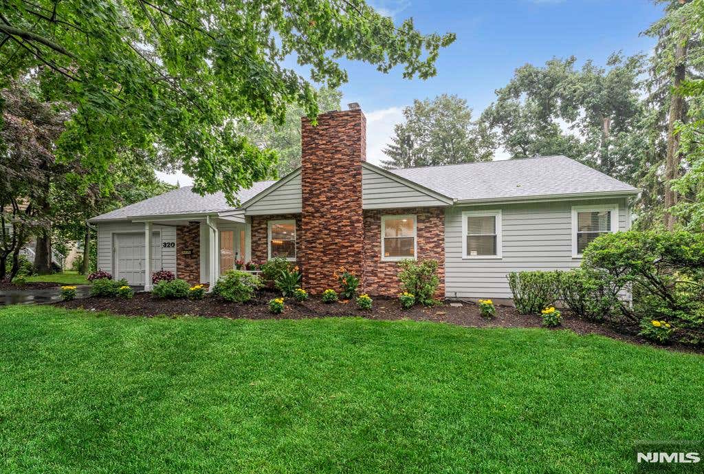 Photo of 320 Monroe Avenue, Wyckoff, NJ 07481 (MLS # 26025410)