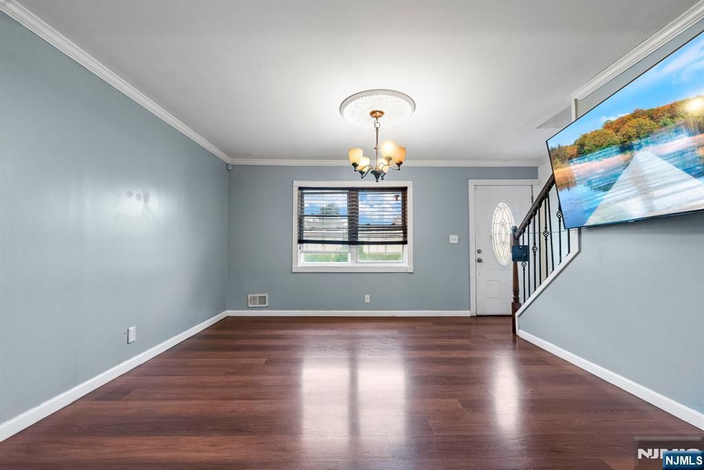 Photo of 15 Carrelton Drive, Paterson, NJ 07522 (MLS # 25037953)