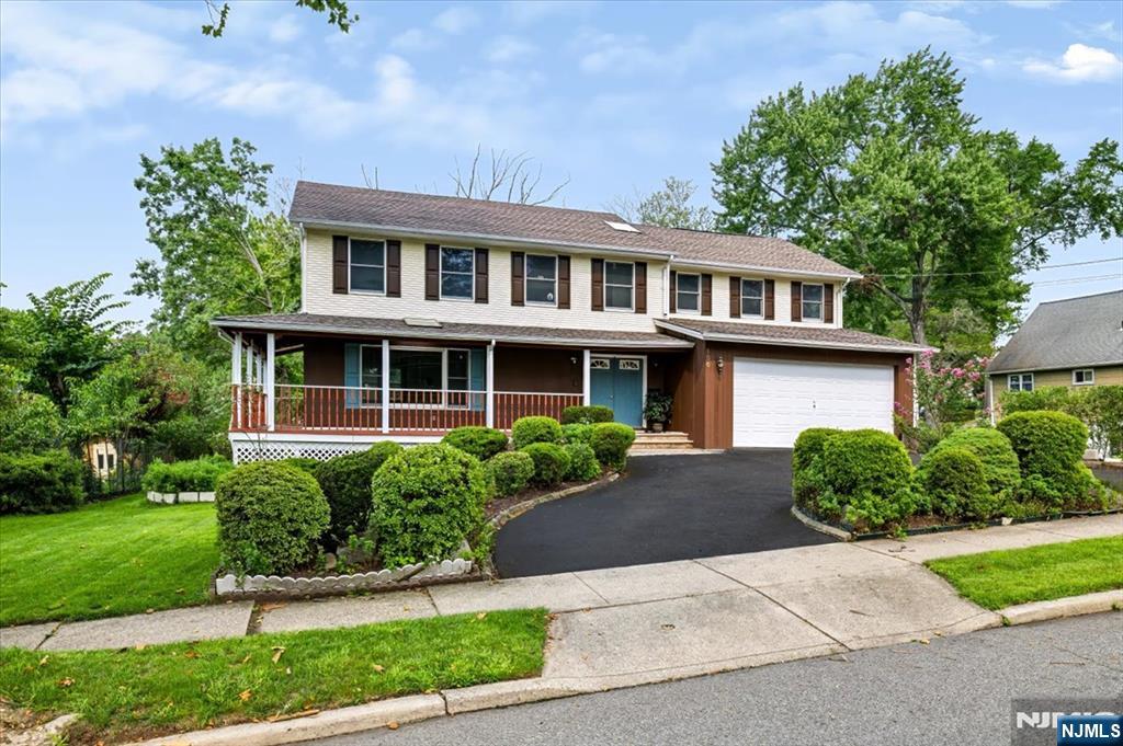156 River Road