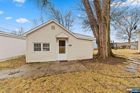 Photo of 190 Us Highway 46 #B, Other Areas, NJ (MLS # 26002712)