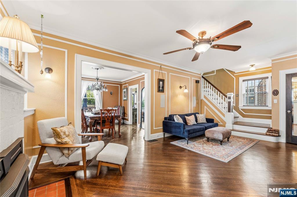 16 Coolidge Avenue