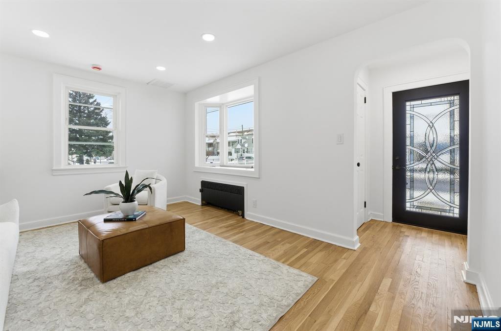 82-84 Schuyler Avenue