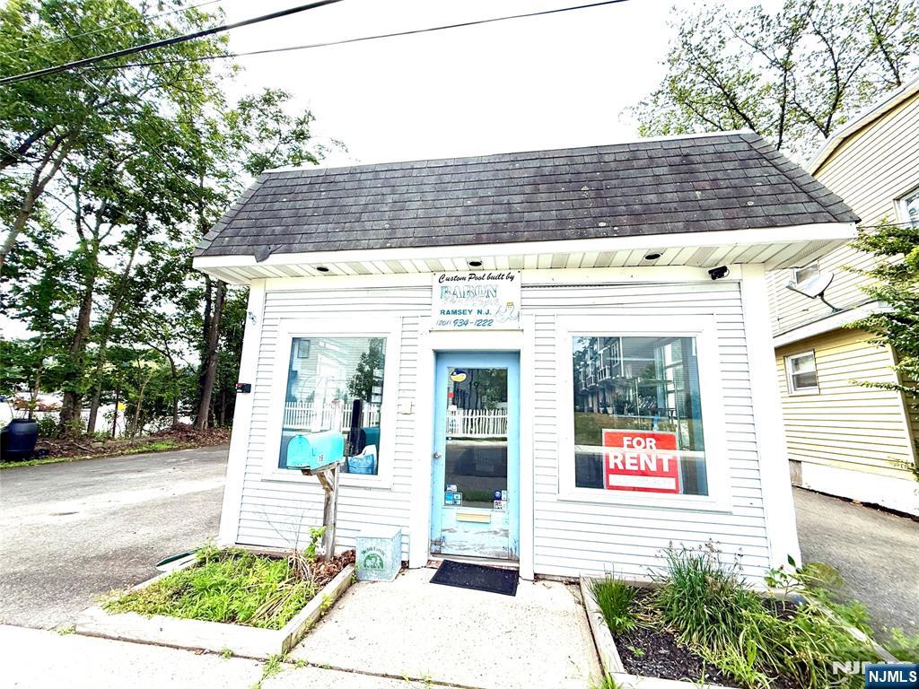 19 Mechanic Street