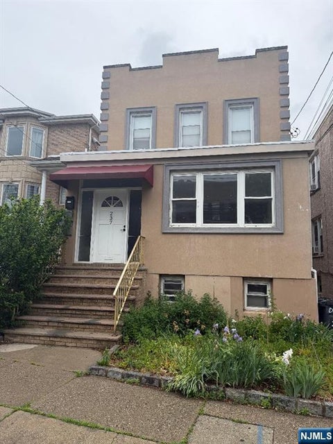 Photo of 237 Day Ave, Cliffside Park, NJ 07010 (MLS # 26035356)