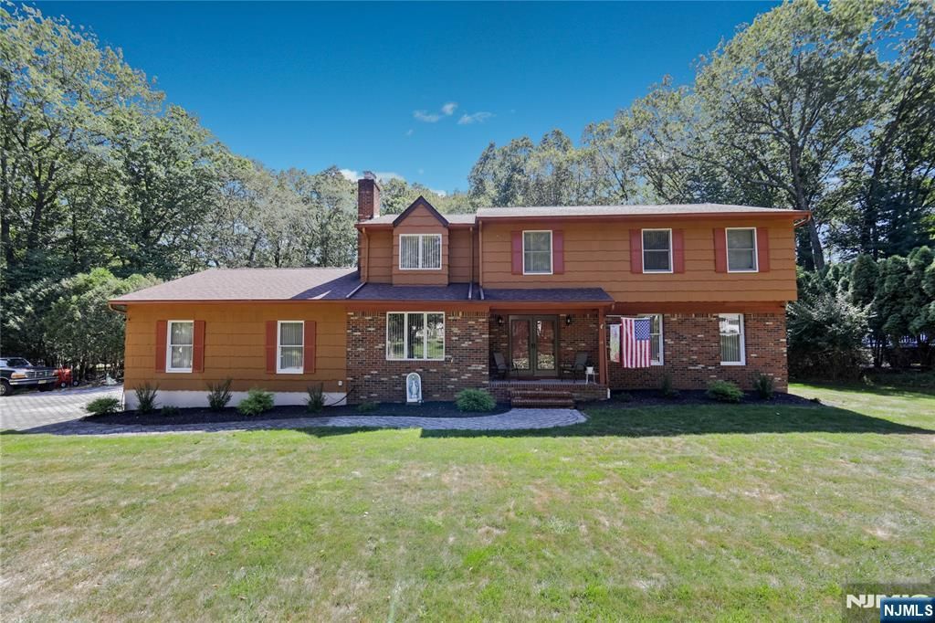 Photo of 88 Manor Drive, Ramsey, NJ 07446 (MLS # 25033893)