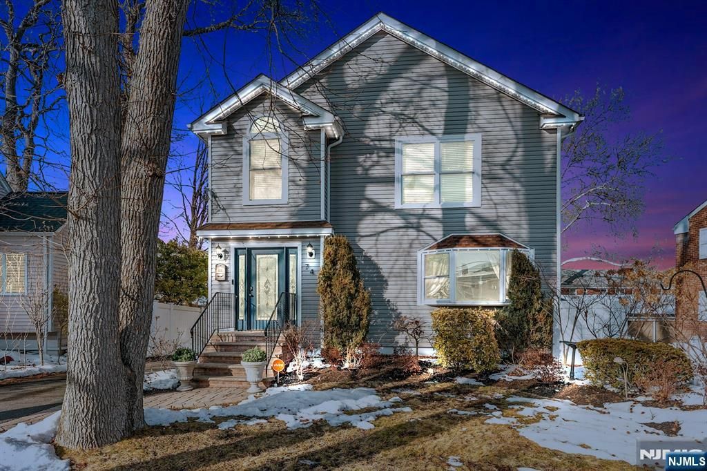 Photo of 74 Shadyside Avenue, Dumont, NJ 07628 (MLS # 26005446)