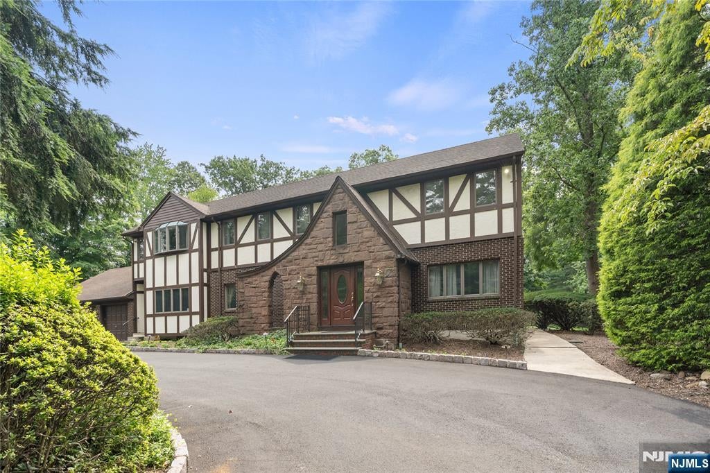 81 Old Tappan Road
