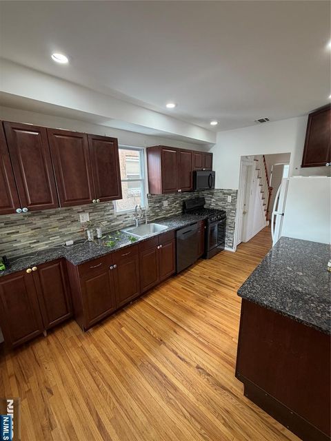 256 12th Street Palisades Park NJ 07650