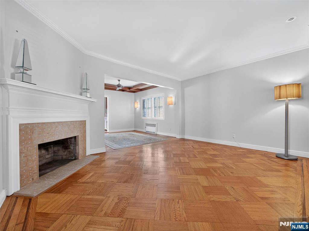 251 Summit Avenue