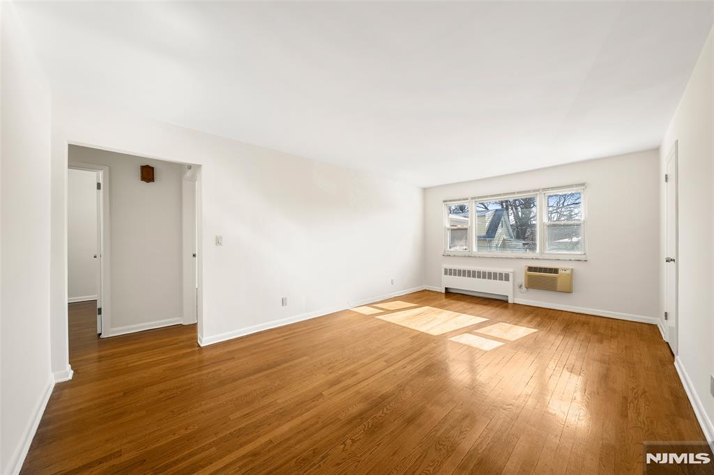 201 Oakdene Place C2