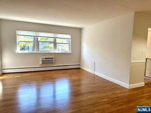 Photo of 1620 Valley St #1B, Fort Lee, NJ 07024 (MLS # 26026183)