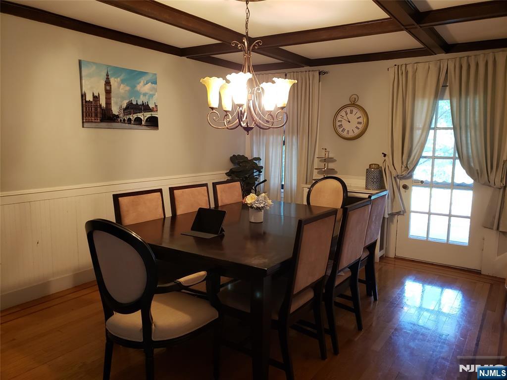 26 W Central Avenue