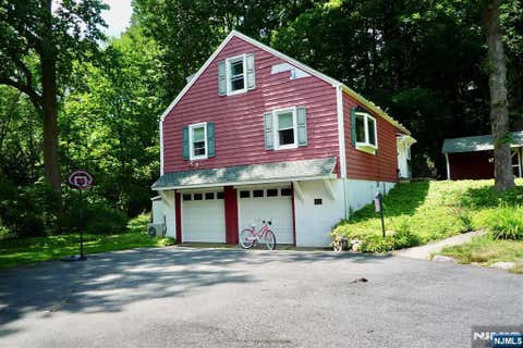 Photo of 4648 Oak RD, Boonton Township, NJ 07005 (MLS # 26031113)