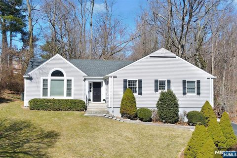 285 Taylor Road Millburn NJ 07078