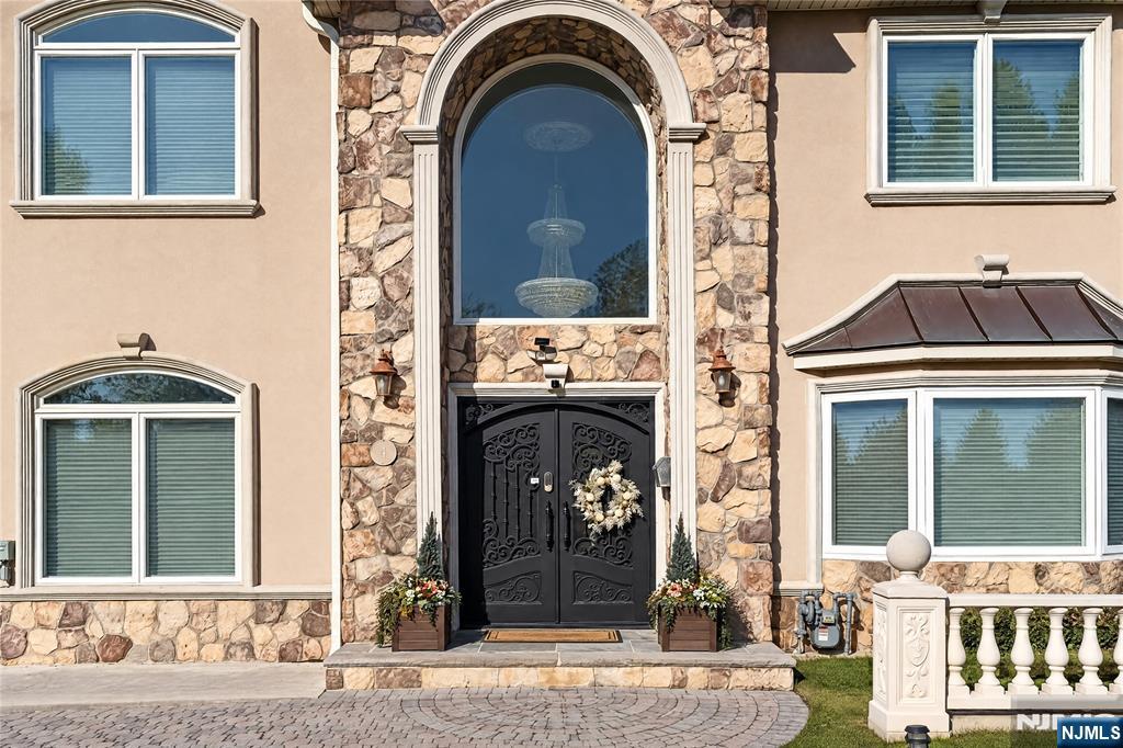 4 Conklin Drive