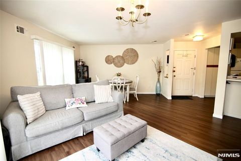 Photo of 1480 Westgate Dr, Fort Lee, NJ 07024 (MLS # 25042523)