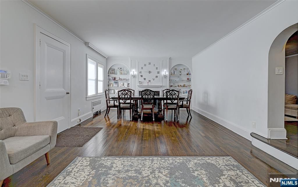 Photo of 948 Prince Street, Teaneck, NJ 07666 (MLS # 25038148)