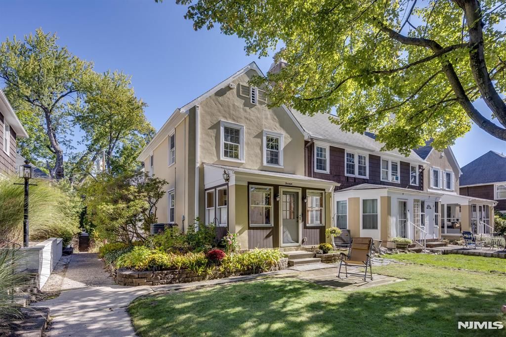 Photo of 13 Reading Terrace, Fair Lawn, NJ 07410 (MLS # 25023505)