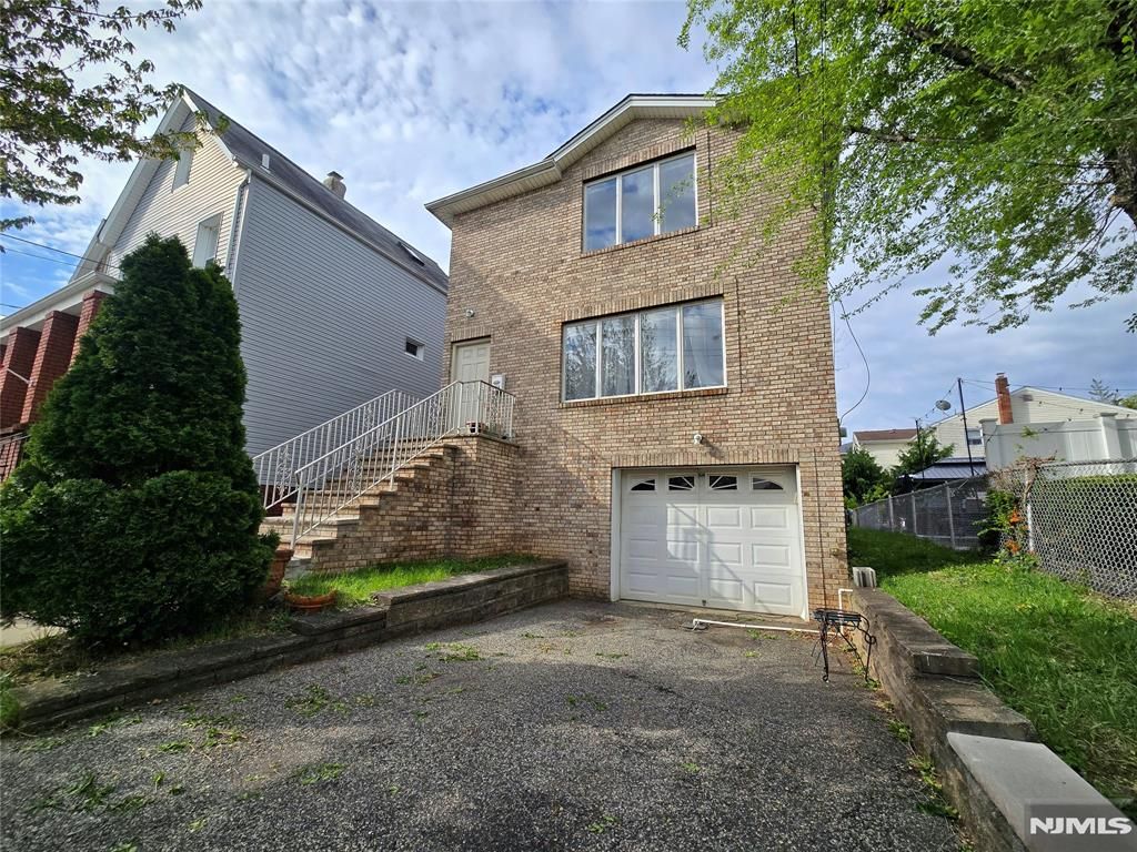Photo of 598 Broad Street, Carlstadt, NJ 07072 (MLS # 26012691)