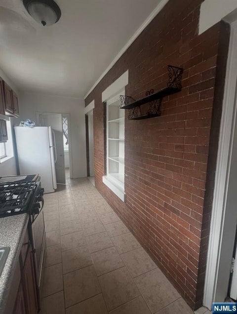 Photo of 807 Abbott BLVD #4, Fort Lee, NJ 07024 (MLS # 26032088)