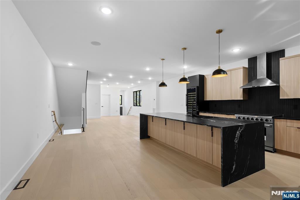 Homes for Sale in Northern NJ | ThisIsRiverEdge.com 704 Chestnut Street A